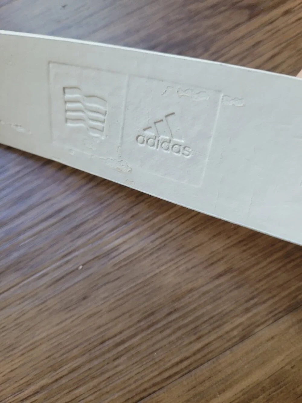 Adidas cream split leather belt sz 36